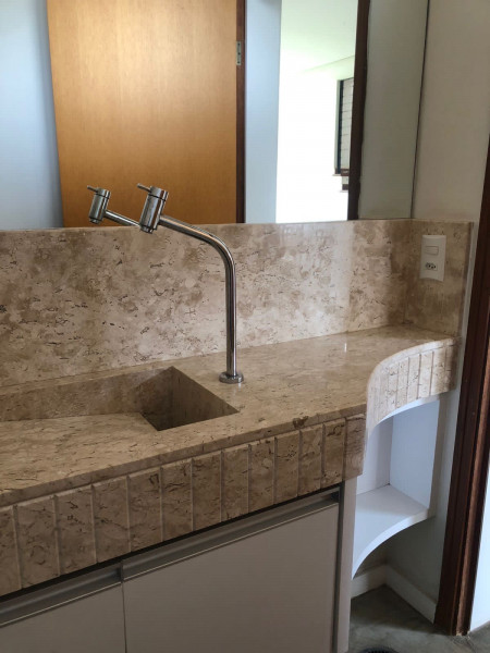 Casa de condomínio à venda Alphaville com 205m² e 3 quartos por R$ 2.200.000 - 1398732352-855c1f39-ea92-46c0-971f-fad2c4b5bda6.jpeg