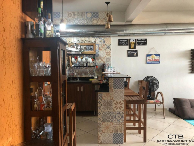 Casa à venda Parque São Jorge com 220m² e 3 quartos por R$ 380.000 - 129938889-5fd71583-fa41-41ab-8211-ca8ac7c92fdd.jpeg
