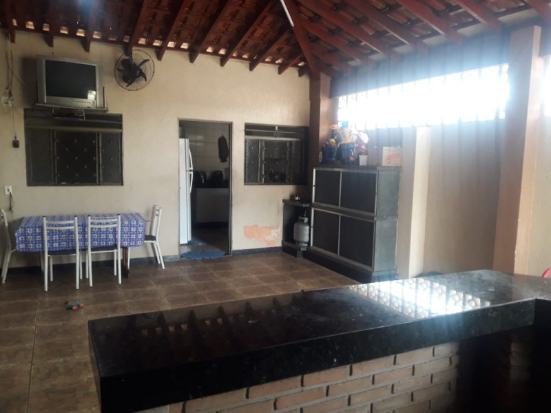 Casa à venda Jardim Planalto com 98m² e 2 quartos por R$ 212.000 - 27246602-03.jpg