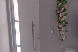 Casa à venda jardim Noronha com 90m² - 2 dormitórios -  vagas - R$ 210.000 - 1680412150-img-20221021-145543621.jpg
