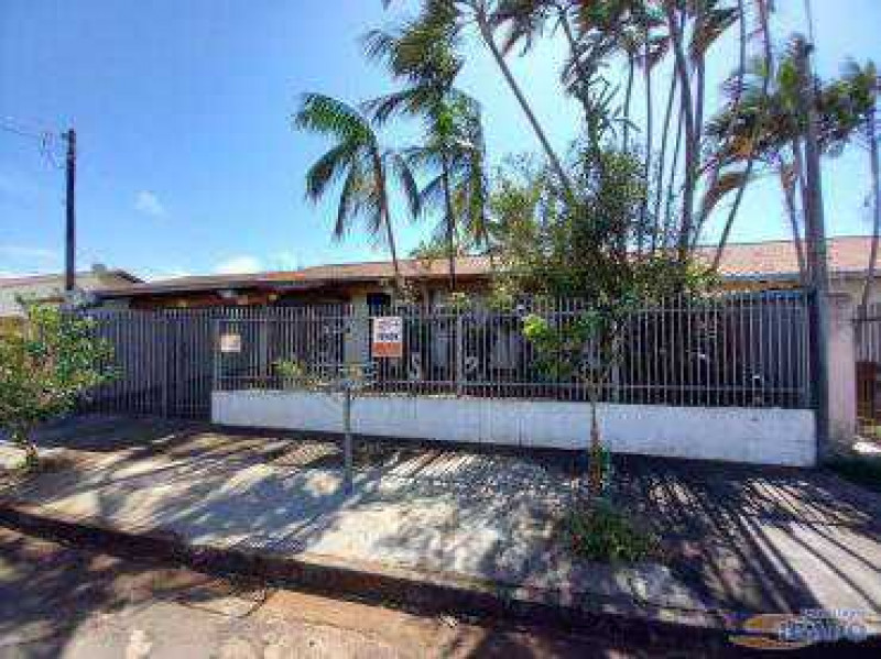 Casa à venda Califórnia com 170m² e 3 quartos por R$ 680.000 - 682658376-01-casa-frente-igapo.jpg