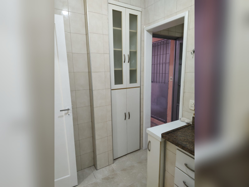 Apartamento à venda Santa Rosa com 70m² e 2 quartos por R$ 330.000 - ap-101-armarios-e-dispensa.jpeg