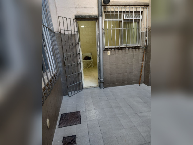 Apartamento à venda Santa Rosa com 70m² e 2 quartos por R$ 330.000 - ap-101-porta-area-externa.jpeg