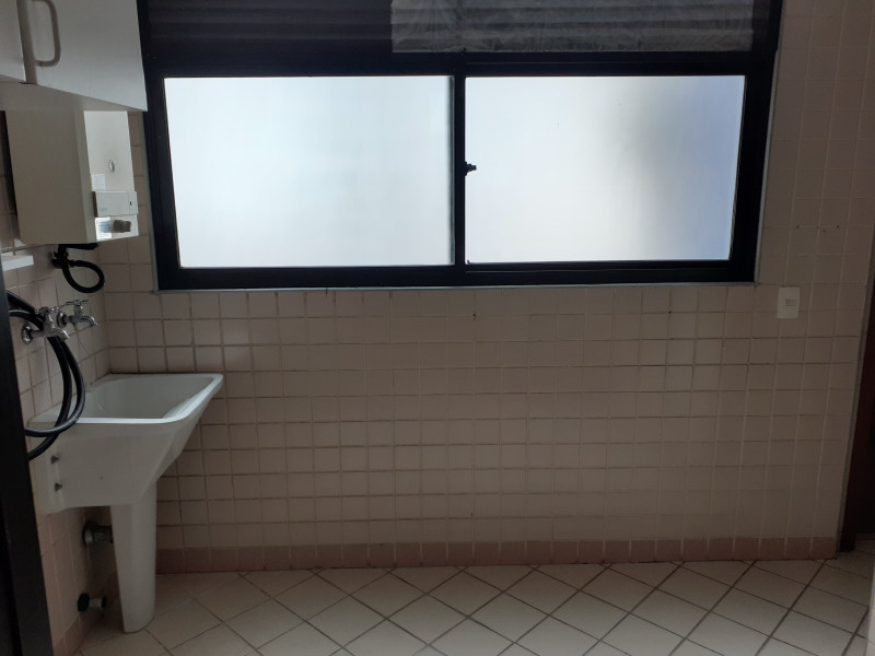 Apartamento à venda Chácara Santo Antônio (Zona Sul) com 117m² e 4 quartos por R$ 1.200.000 - 1538230166-24-area-de-servico.jpg