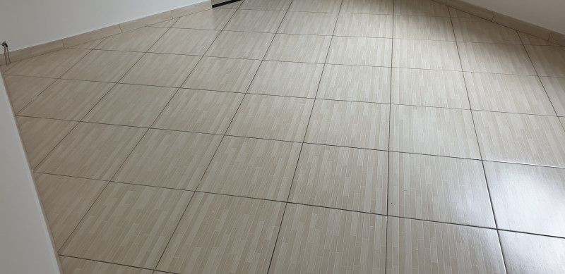 Apartamento à venda Bom Retiro com 75m² e 2 quartos por R$ 399.000 - 1338983008-sala-piso.jpg