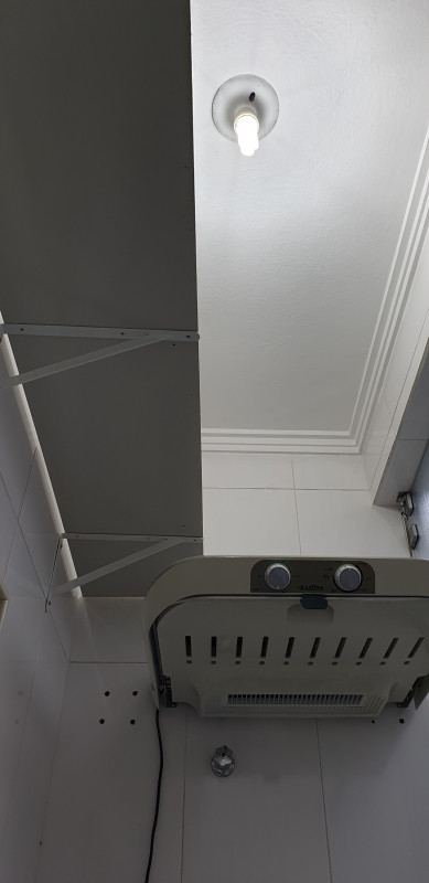 Apartamento à venda Bom Retiro com 75m² e 2 quartos por R$ 399.000 - 1531650635-area-de-servico-secadora-de-roupas-e-prateleira.jpg