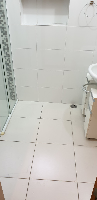 Apartamento à venda Bom Retiro com 75m² e 2 quartos por R$ 399.000 - 1889221196-banheiro-entrada.jpg