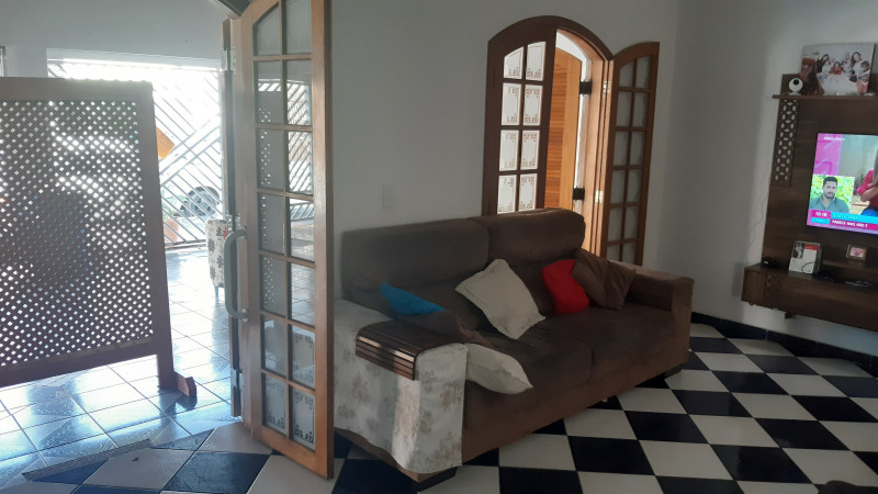 Casa à venda Jardim America com 226m² e 3 quartos por R$ 650.000 - 1617770792-4.jpg