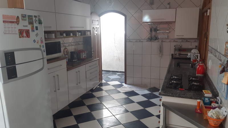Casa à venda Jardim America com 226m² e 3 quartos por R$ 650.000 - 1907343593-5.jpg