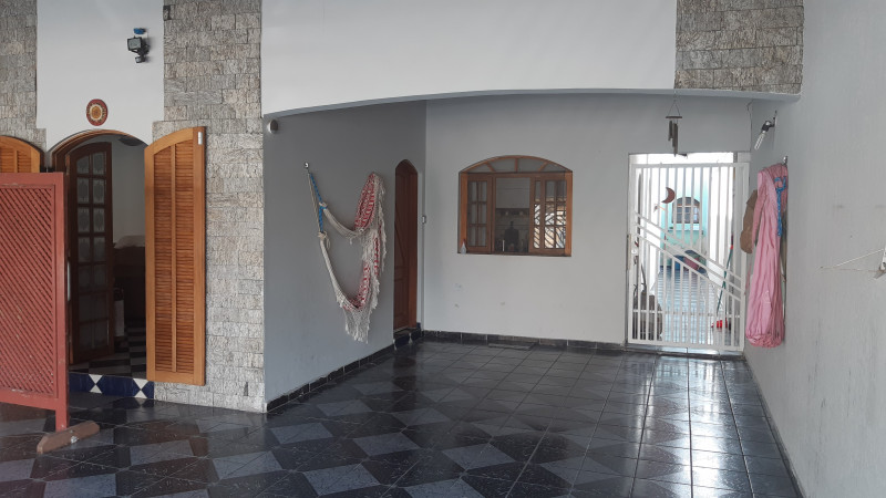 Casa à venda Jardim America com 226m² e 3 quartos por R$ 650.000 - 1918503038-3.jpg