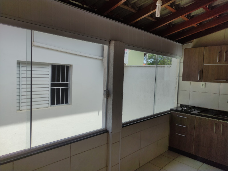 Casa à venda Medeiros com 110m² e 3 quartos por R$ 550.000 - 1043738448-img-20221029-105918.jpg