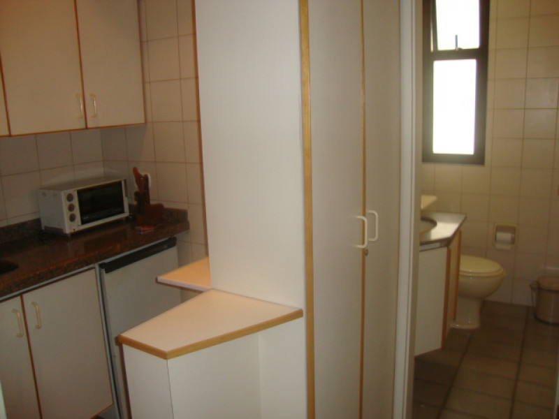 Comercial à venda Campo Belo com 56m² e 1 quarto por R$ 450.000 - 396900616-foto-09-copa-cozinha-e-area-de-servico.JPG