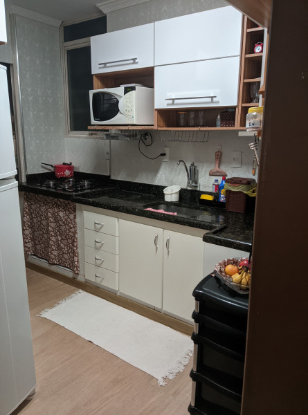 Apartamento à venda Subsetor Leste - 8 (L-8) com 76m² e 3 quartos por R$ 205.000 - 1403012792-pxl-20220607-215220798.jpg