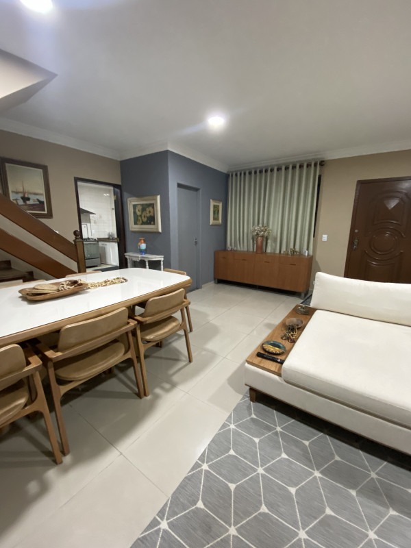 Casa à venda Jardim Maria Virgínia com 225m² e 3 quartos por R$ 660.000 - 1181950139-img-1730.JPG