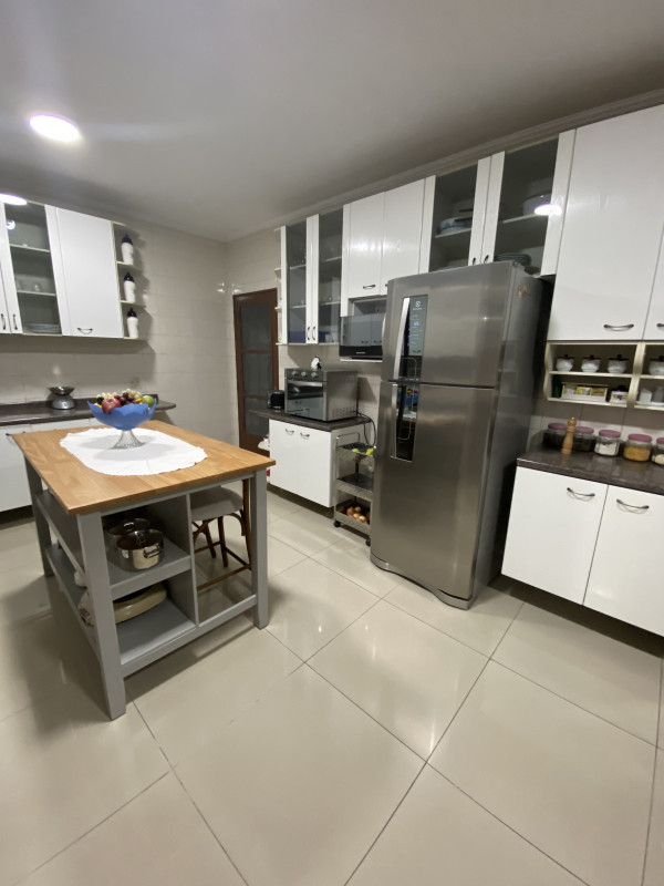 Casa à venda Jardim Maria Virgínia com 225m² e 3 quartos por R$ 660.000 - 1925599319-img-1738.JPG