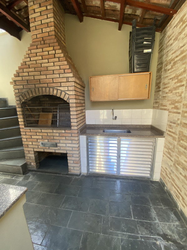 Casa à venda Jardim Maria Virgínia com 225m² e 3 quartos por R$ 660.000 - 2118742401-img-1754.JPG