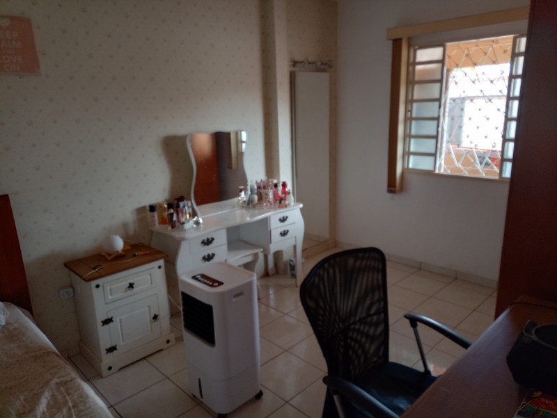Casa à venda Setor Santos Dumont com 163m² e 3 quartos por R$ 350.000 - 1304413225-img-20220921-074750719-hdr.jpg