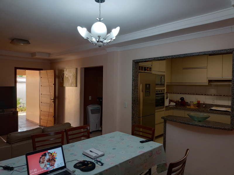 Casa à venda Setor Santos Dumont com 163m² e 3 quartos por R$ 350.000 - 1567771960-img-20220921-074946777-hdr.jpg
