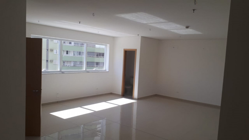 Comercial para alugar Cidade Jardim com 65m² e 1 quarto por R$ 3.200 - 1040733188-img-20220815-wa0002.jpg