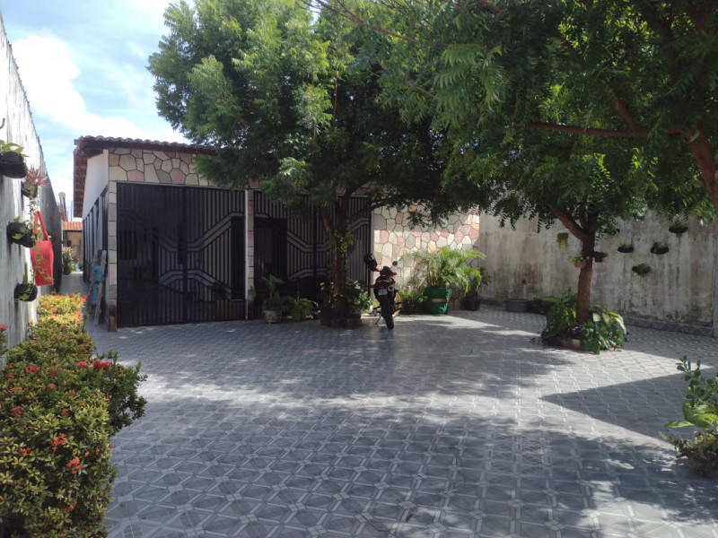 Casa à venda Vila Peri com 237m² e 3 quartos por R$ 660.000 - 1177571586-29f15fdf-a486-420c-a59c-7ae18675aed3.jpg