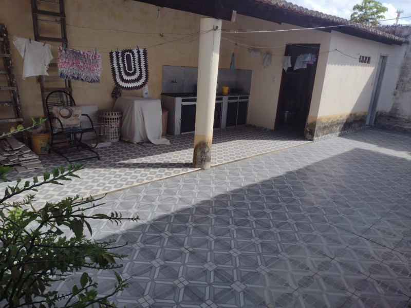 Casa à venda Vila Peri com 237m² e 3 quartos por R$ 660.000 - 1439904187-83a23431-ef99-41ff-a9ad-fe37bc2fe6ed.jpg