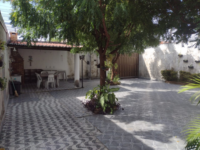 Casa à venda Vila Peri com 237m² e 3 quartos por R$ 660.000 - 901823296-ea3c0cb9-aacb-48f5-a232-93b33ddc50ab.jpg