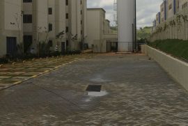 Apartamento à venda Vila Popular com 40m² - 2 dormitórios -  vagas - R$ 165.000 - 1458302852-estacionamento.jpg