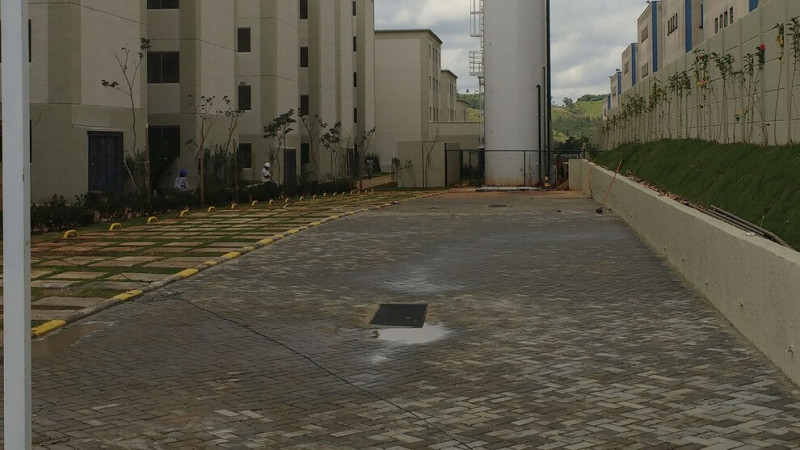 Apartamento à venda Vila Popular com 40m² e 2 quartos por R$ 165.000 - 1458302852-estacionamento.jpg