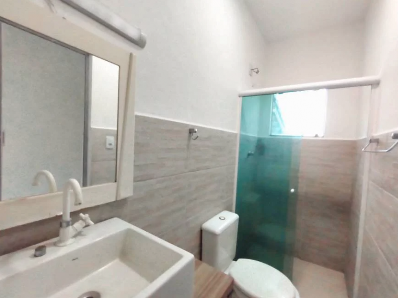 Casa à venda Campo Grande com 100m² e 3 quartos por R$ 359.000 - 260363655-banheiro-suite-alto.png