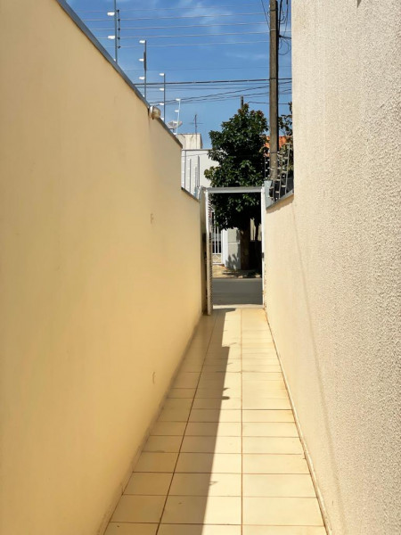 Casa à venda Centro com 78m² e 1 quarto por R$ 138.000 - 1307995455-077d48a0-f2aa-4824-8408-a37de05de443.jpeg