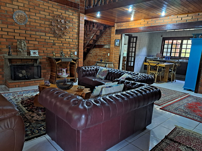 Casa de condomínio à venda Chácaras Bartira com 257m² e 2 quartos por R$ 1.380.000 - 1326548166-img-20230206-wa0022.jpg