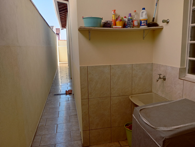 Casa à venda Jardim Rosinha com 109m² e 3 quartos por R$ 420 - 836199584-img-20220828-111428515-hdr.jpg