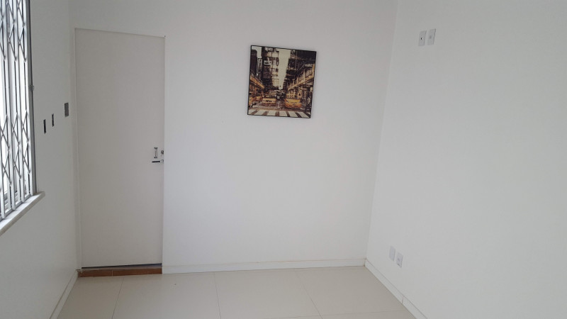 Comercial para alugar Stiep com 290m² e 1 quarto por R$ 6.500 - 731123258-quarto-01-02.jpg