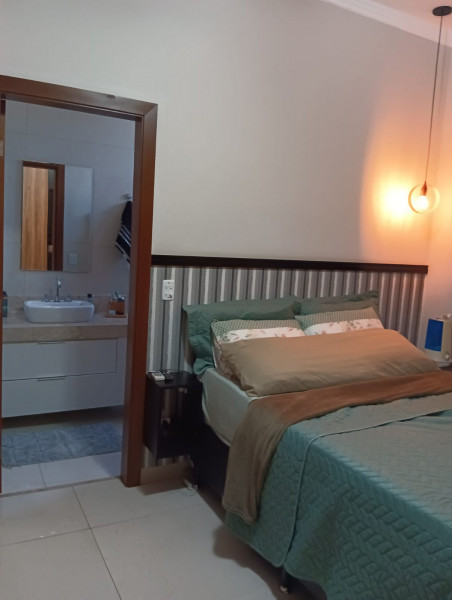 Casa à venda Jardim Del Rey com 258m² e 3 quartos por R$ 1.200.000 - 1703986191-suite-2.jpeg