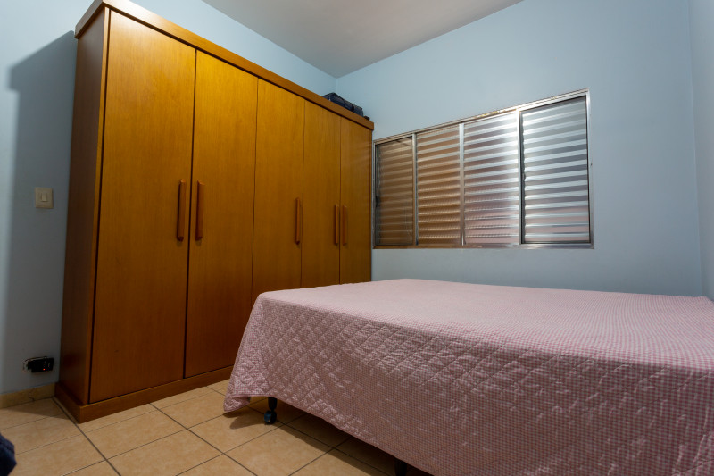 Casa à venda Parada XV de Novembro com 200m² e 3 quartos por R$ 1.000.000 - 1931605518-quarto-1-5.jpg