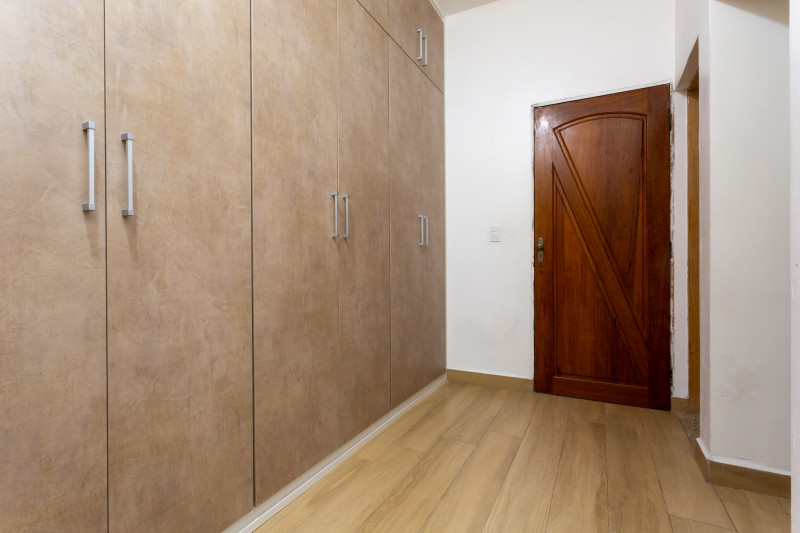 Casa à venda Parada XV de Novembro com 200m² e 3 quartos por R$ 1.000.000 - 194678952-closet-2.jpg