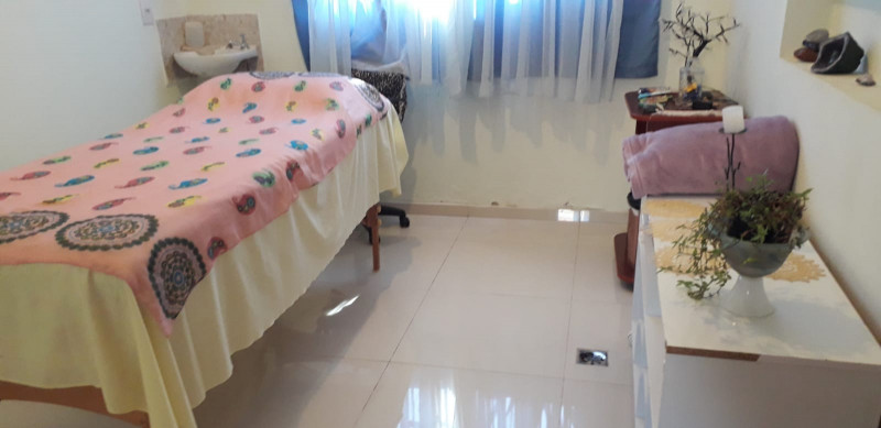 Casa à venda Vila Redenção com 360m² e 9 quartos por R$ 880.000 - 1235648606-92d70407-be31-4a8d-b8ce-77eb1926fb60.jpeg
