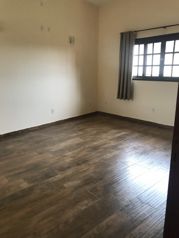 Casa à venda Vila Redenção com 360m² e 9 quartos por R$ 880.000 - 165106118-450b7649-502a-47eb-89cf-1a2506a49c42.jpeg
