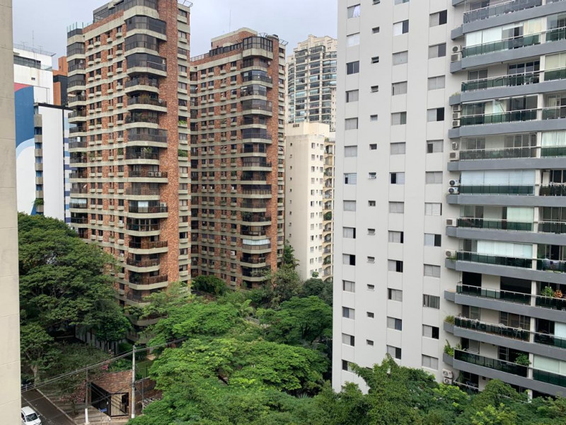 Apartamento à venda Vila Nova Conceição com 35m² e 1 quarto por R$ 600.000 - 2025150398-00-foto-balthazar-da-veiga-592-ap-104-externo-vista-panoramica.jpeg