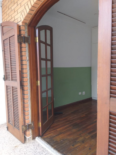 Casa à venda Vila Madalena com 182m² e 3 quartos por R$ 1.550.000 - 254413875-janela-suite-1.jpeg