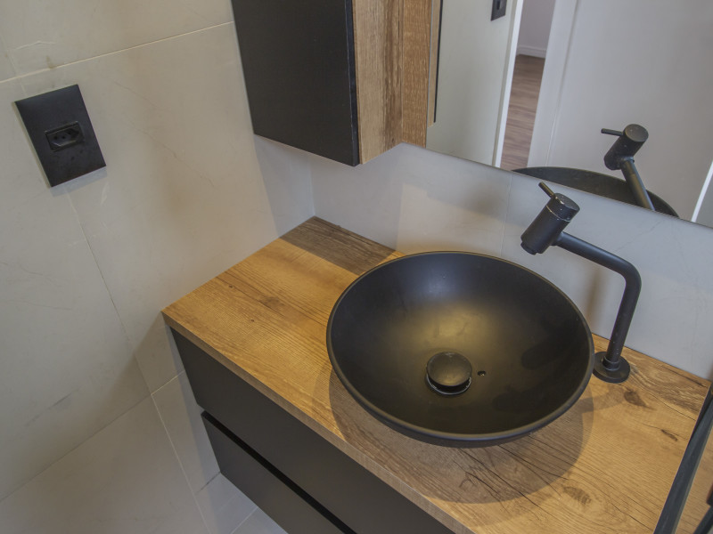 Apartamento à venda Jardim Tupanci com 80m² e 3 quartos por R$ 570.000 - img-2540.jpg