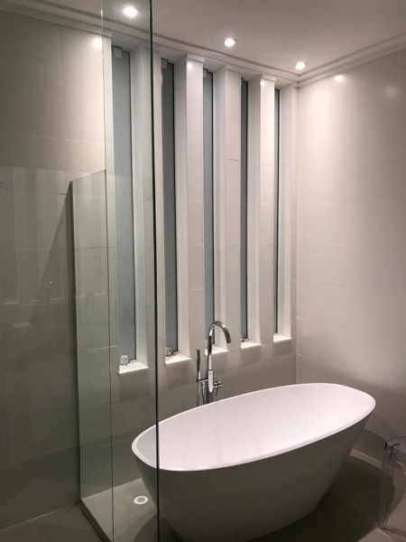 Casa de condomínio à venda Parque Terra Nova II com 406m² e 3 quartos por R$ 3.300.000 - 804188209-foto-banheiro-suite-master-banheira.jpg