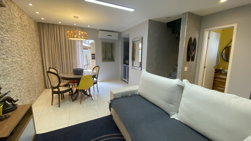 Casa à venda Freguesia (Jacarepaguá) com 188m² e 4 quartos por R$ 990.000 - 1430149386-86244948-922d-401a-8951-6ef751565543.jpeg