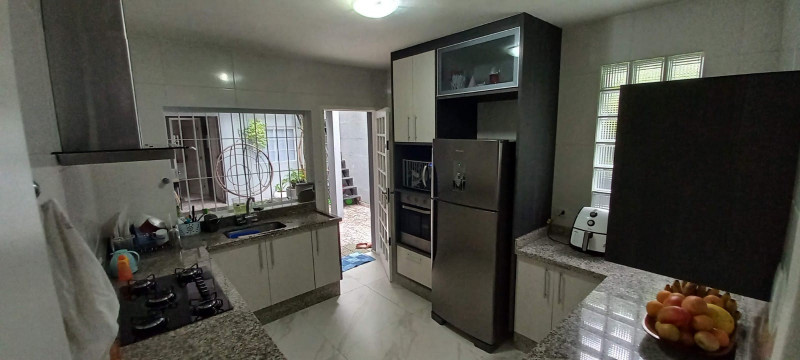 Casa à venda Jardim Umarizal com 150m² e 3 quartos por R$ 690.000 - 956168460-imagem-do-whatsapp-de-2022-11-05-as-1644.jpg