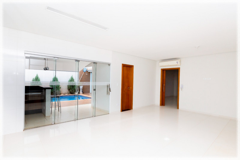 Casa de condomínio à venda Centro Sul com 214m² e 3 quartos por R$ 950.000 - 115299932-photo-2022-10-12-07-01-18-2.jpg