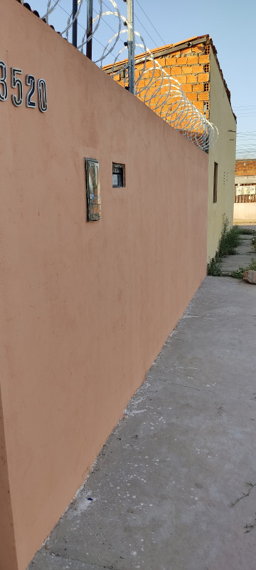 Casa à venda Satélite com 45m² e 1 quarto por R$ 64.000 - 2016105288-img-20220911-064048.jpg