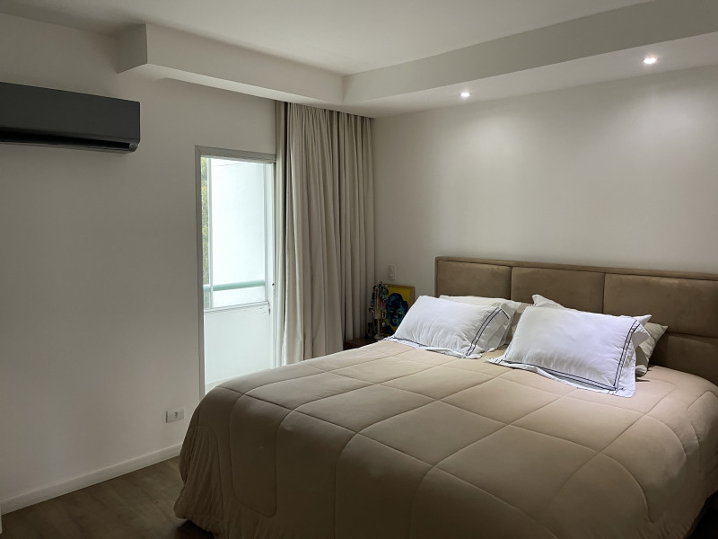 Cobertura à venda Vila Suzana com 242m² e 3 quartos por R$ 1.400.000 - 539615935-img-3433.JPG