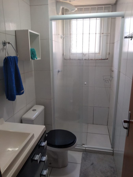 Apartamento à venda Desvio Rizzo com 50m² e 2 quartos por R$ 169.000 - 512909469-banheiro.jpeg