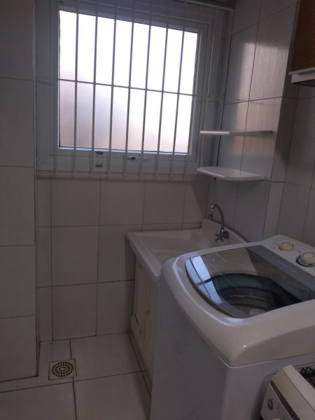 Apartamento à venda Desvio Rizzo com 50m² e 2 quartos por R$ 169.000 - 892608918-area-de-servico.jpeg