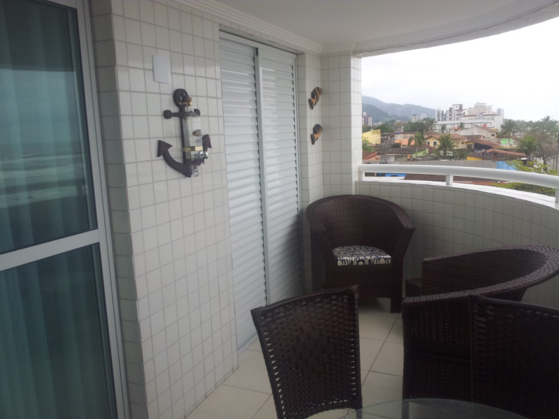 Apartamento à venda Balneario Oceanópolis com 80m² e 2 quartos por R$ 380.000 - 1331403296-varanda-frente-mar.jpg